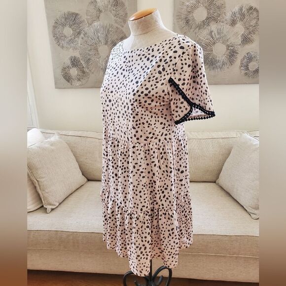 Amaryllis Tiered Tulip-Sleeve Shift Dress Sz Med - Picture 6 of 14